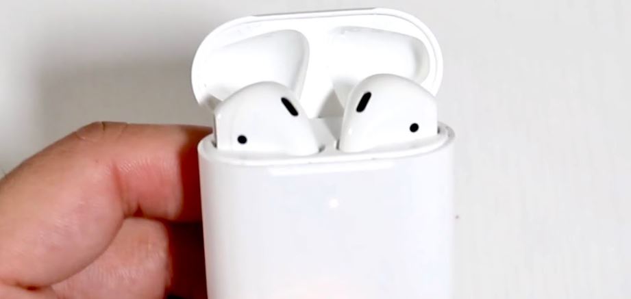 Airpods Beyaz Işık Yanıp Sönmüyor