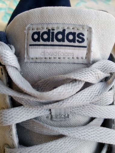 orjinal adidas ayakkabı logosu